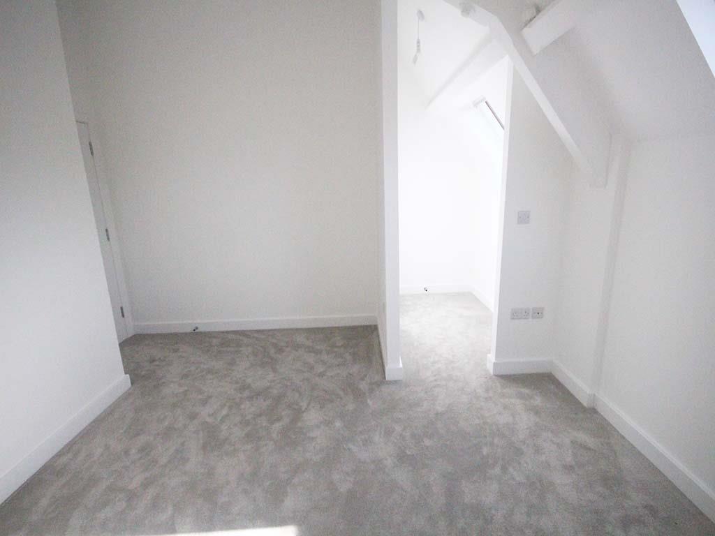 2 bedroom apartment To Let in Barnoldswick - IMG_7217.jpg
